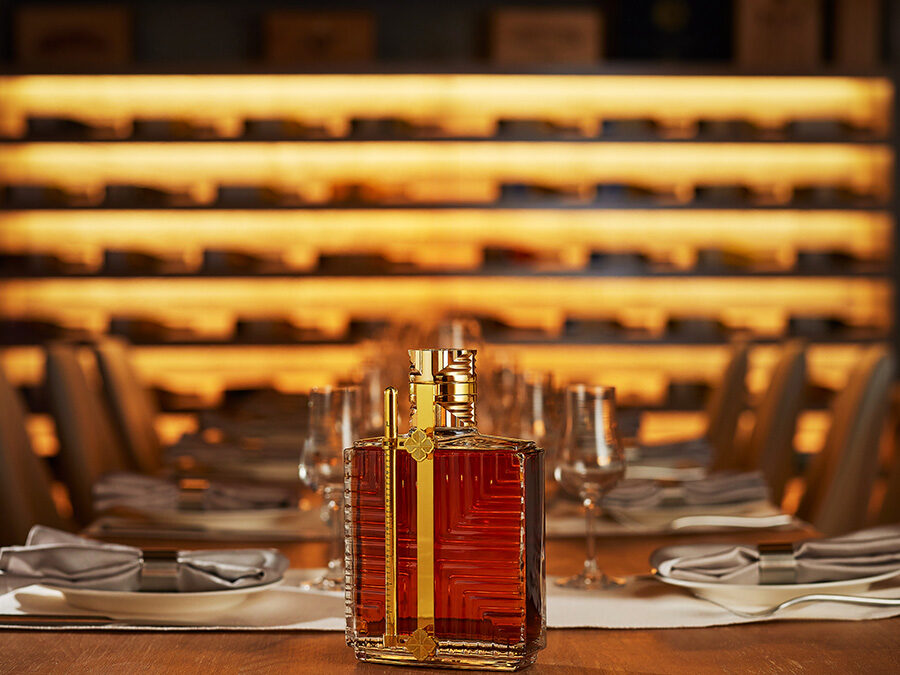 Camus réinvente l’art de servir le cognac avec sa nouvelle réglette