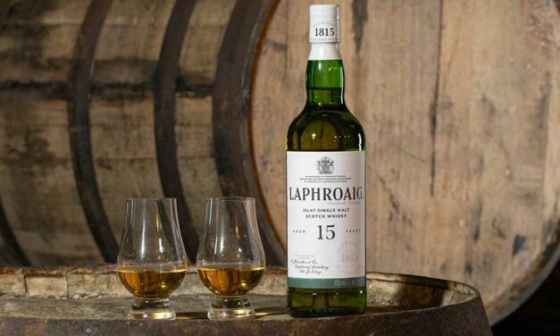 Laphroaig célèbre le retour de son 15 ans d&rsquo;âge en expression permanente